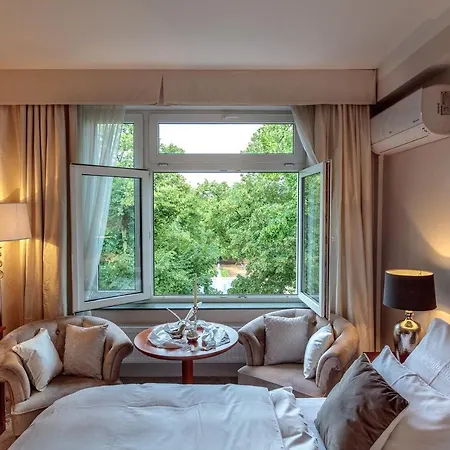 Solitaire Guest house Podebrady