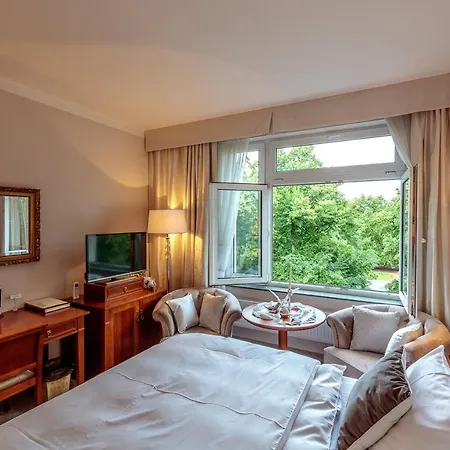 Solitaire Guest house 3*